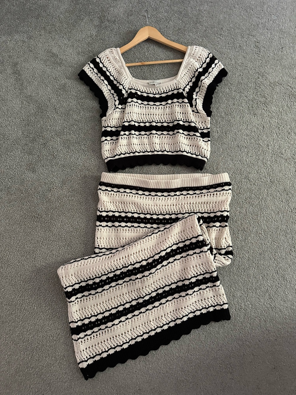 Freshman Black & White Knit Skirt Set